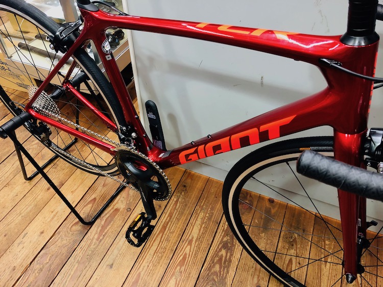 ジャイアント 【 TCR ADVANCED 2 KOM SE 】 !! & ZWIFT スマート