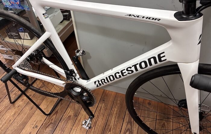 【 重要！！ 】 １１月６日〜１２日までの営業について　＆　ブリヂストンアンカー『 RP8 』と、乗り味が違うTPUチューブ