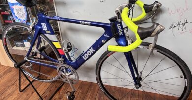 ブリヂストンアンカー  ＲＰ９　限定カラー入荷！！　＆　オーバーホール　LOOK  KG196　３０年前のロードバイク